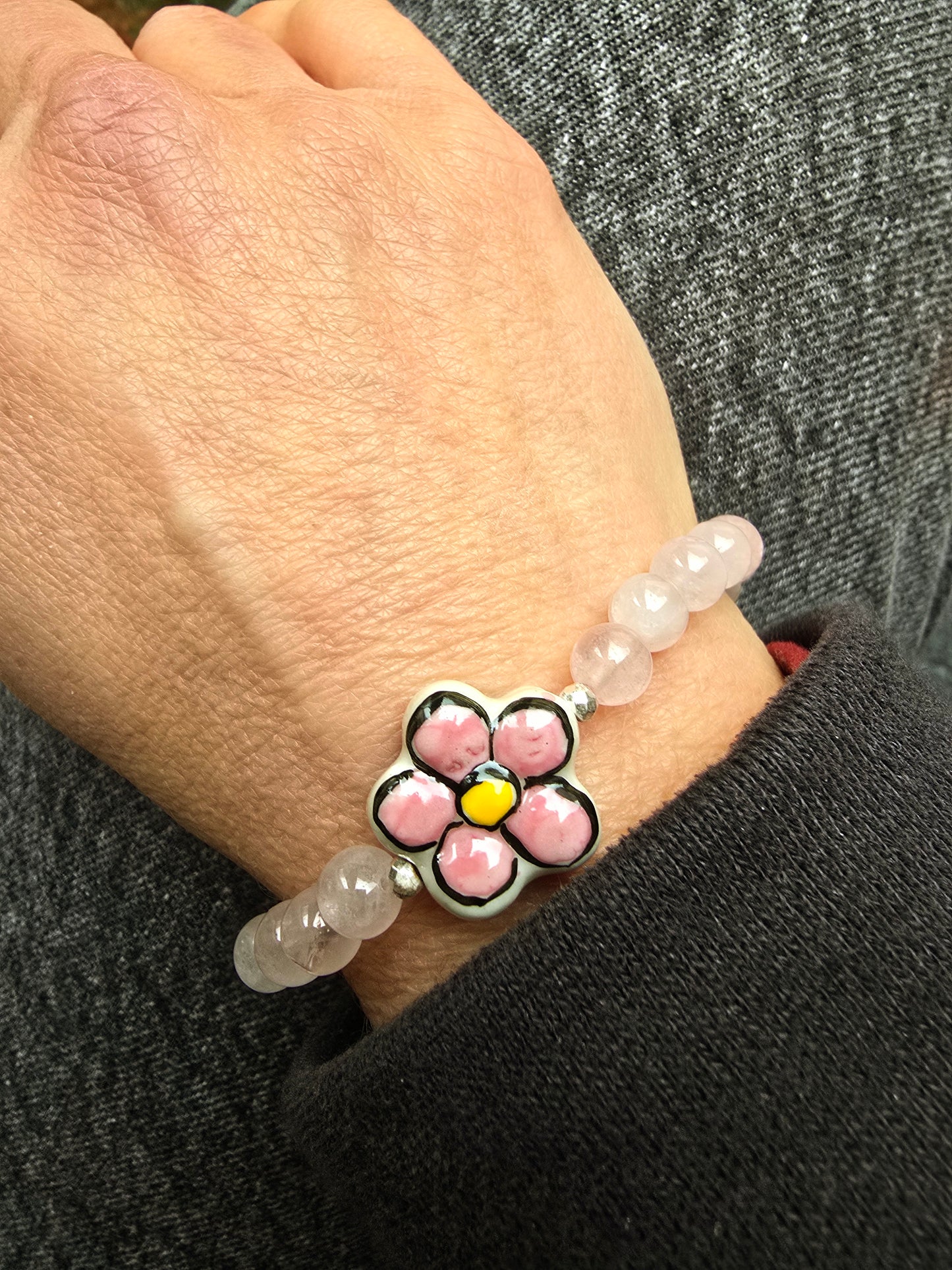 Flower stretch bracelets